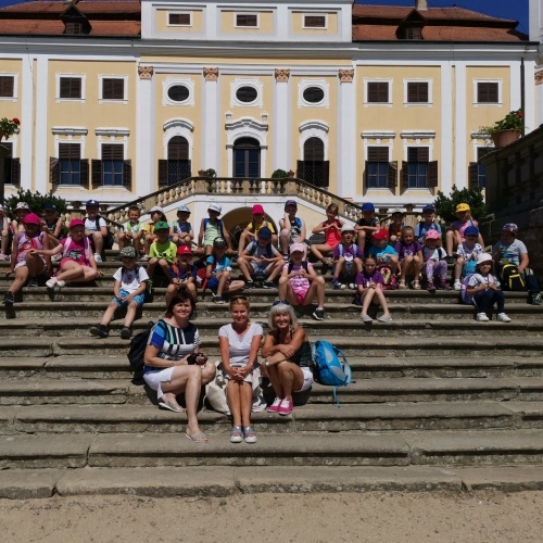 Za historií milotického zámku