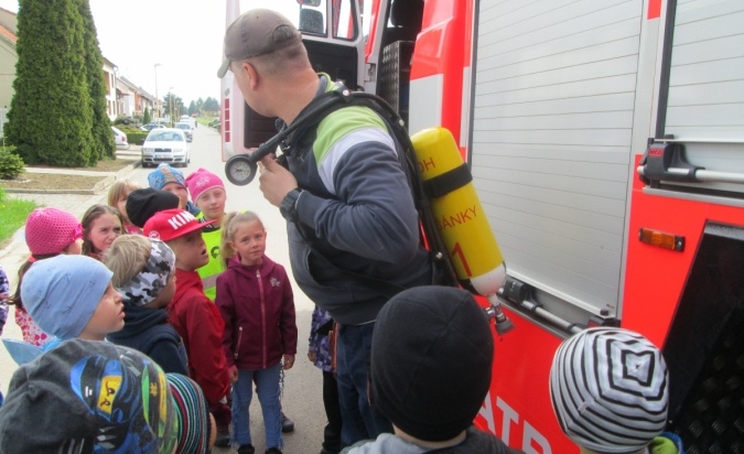 Návštěva hasičské zbrojnice