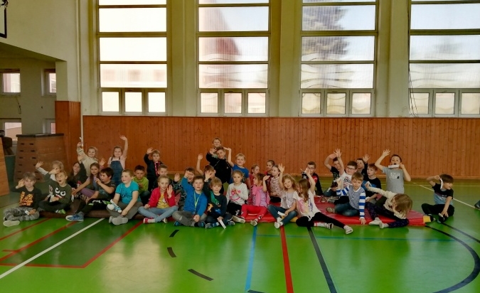 ŠKOLNÍ DRUŽINA HLEDÁ SUPERSTAR