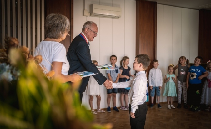 Odemyky zamyky, rozvažte se jazyky!