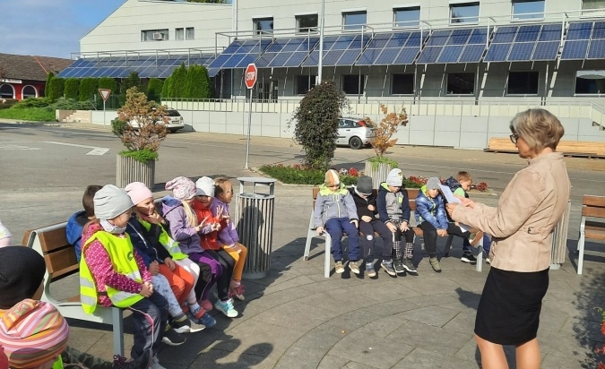 Barevný říjen  - Veřejná beseda s paní knihovnicí 