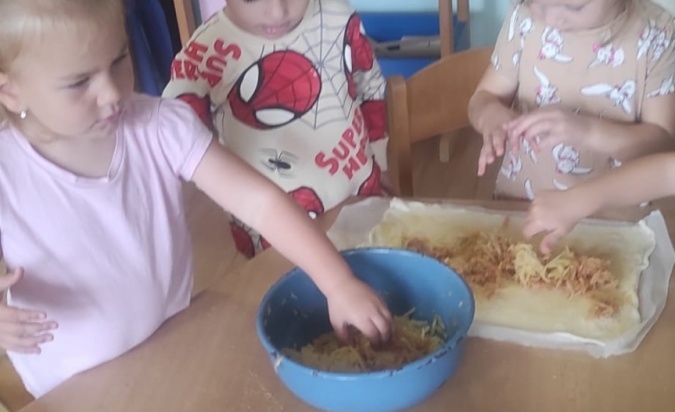 Září - školka září :) 