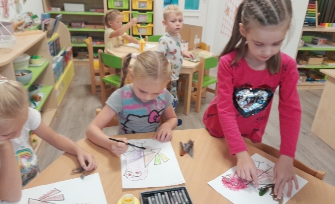 Září - školka září :) 