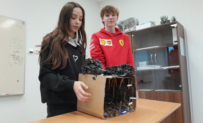 Projekt krasové jevy v podání třídy 9. A ....ani 3D projekty naše žáky neodradí