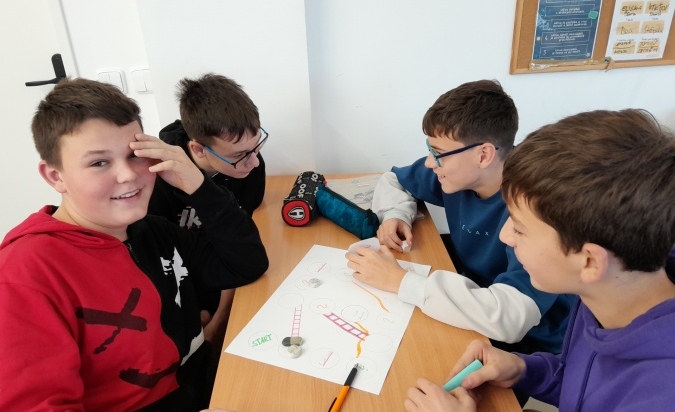 Projekt - obojživelníci  hra o přežití