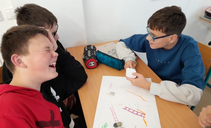 Projekt - obojživelníci  hra o přežití