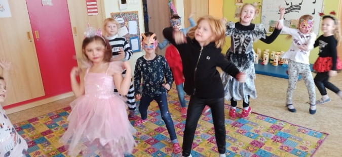 Družinový karneval