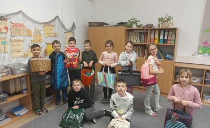 No pack day/No backpack day