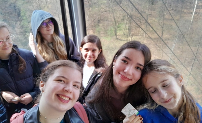 Výlet ke Dni Země - Moravský kras (8. A a 9. A)